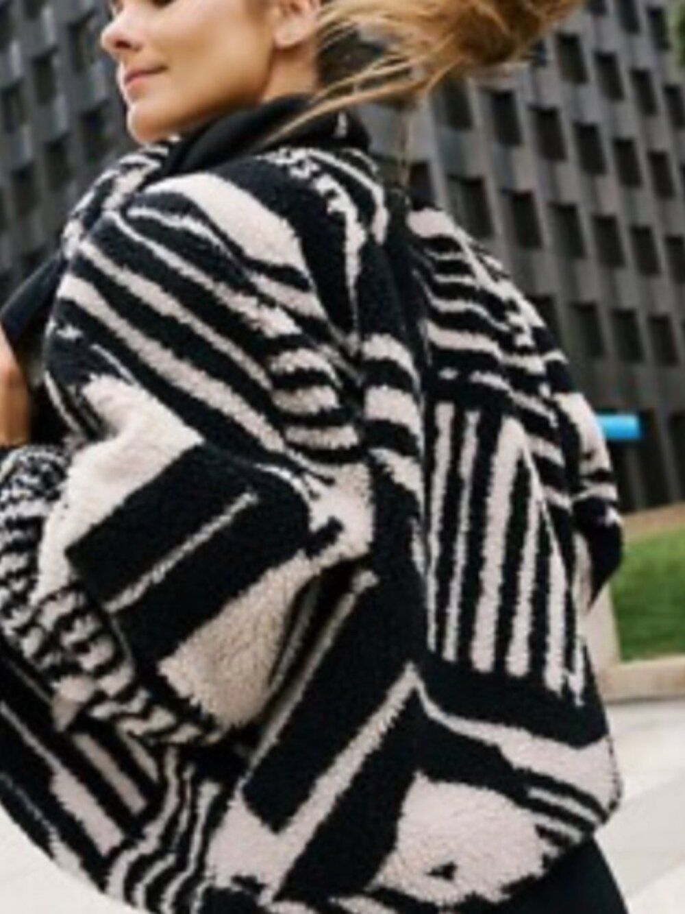 Free People Hit The Slopes jacket- Black and White XS - Picture 2 of 7